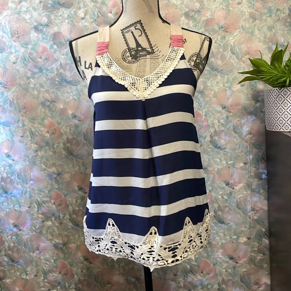 NWT Warehouse One Tank Top With Lace Trim